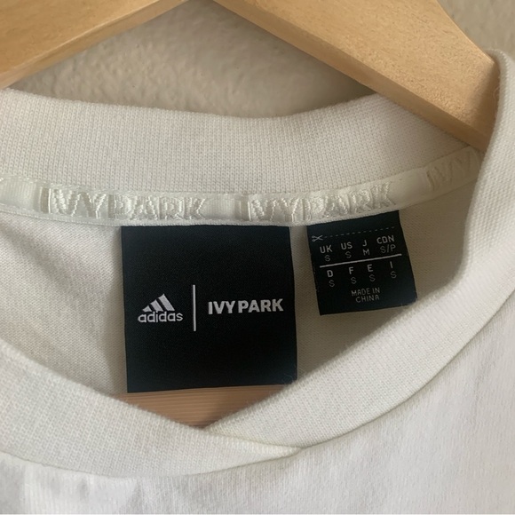 Adidas x Ivy Park All Gender White Rodeo Tee - Picture 7 of 8